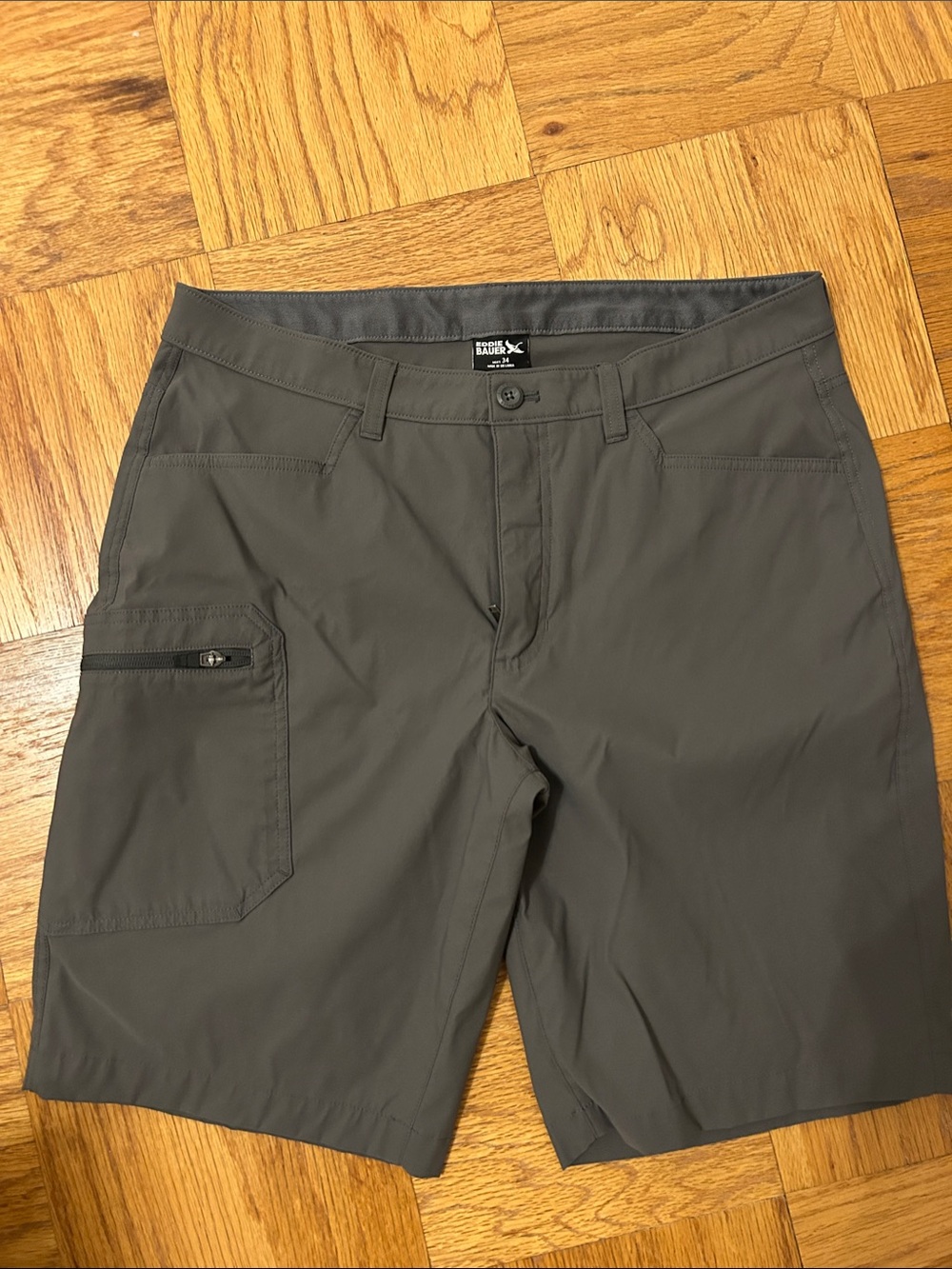 Eddie Bauer Dark Gray Flat-Front Men's Shorts with Zip Cargo